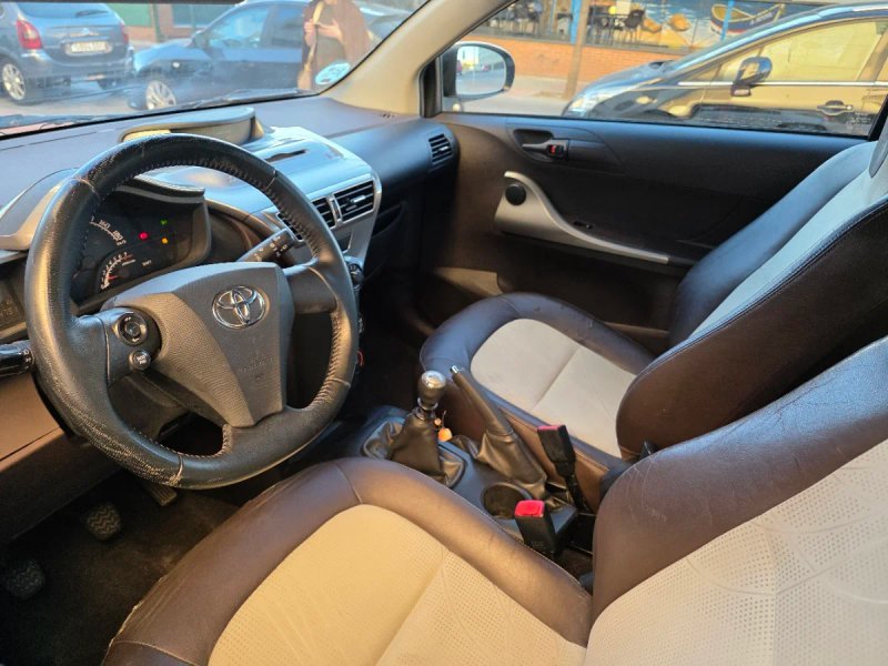 Toyota IQ